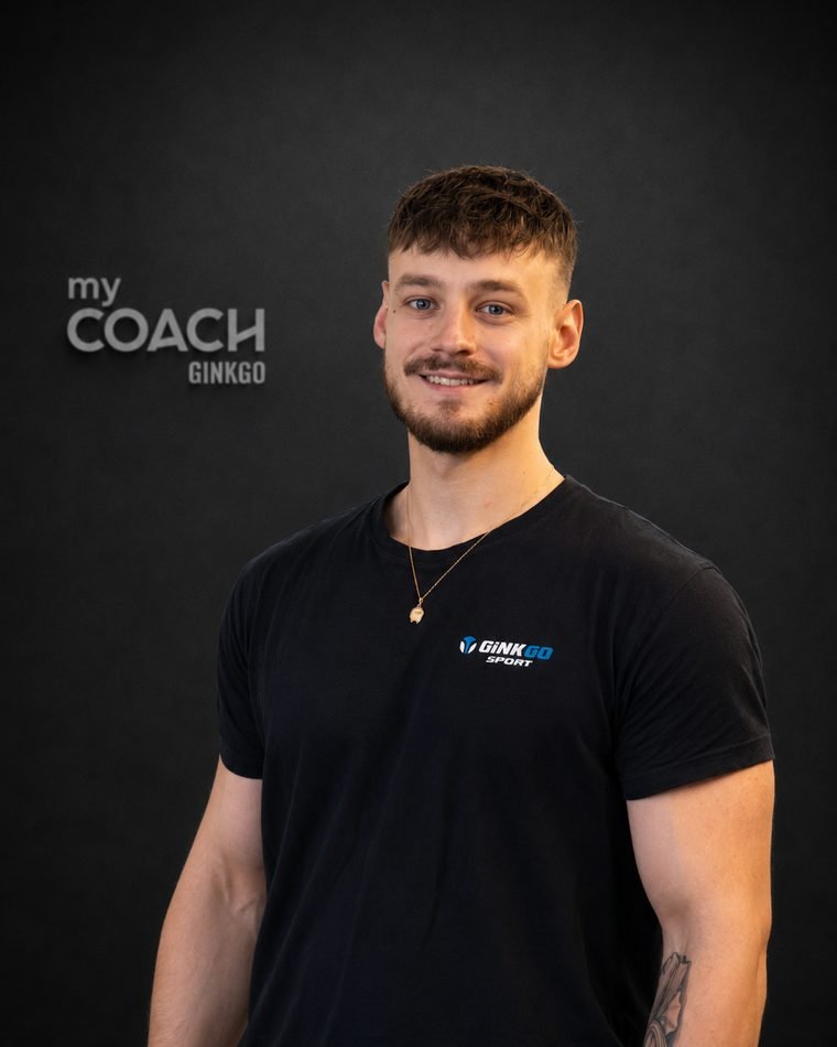 Alex, coach au studio de Lille.